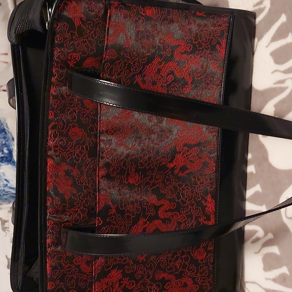 Dog carrier bag